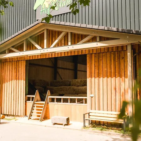 בית נופש Hof Koehne - Hexenhaus שמאלנברג